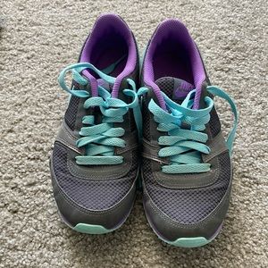 Nike shoes. Size 6 women’s